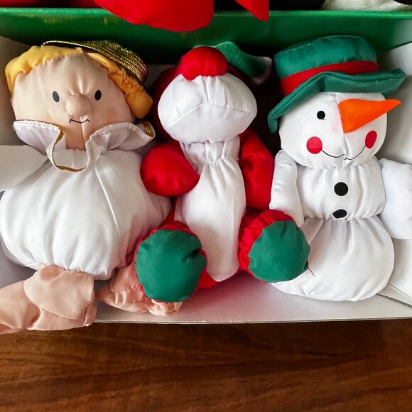 Set of 5 1990 Stuffins Christmas Polyester Plush Ornaments & 1 Coyne's Snowman - Picture 4 of 11